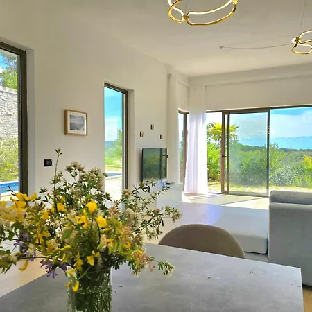 Rodon Nature Escape With Pool 278 בית נופש