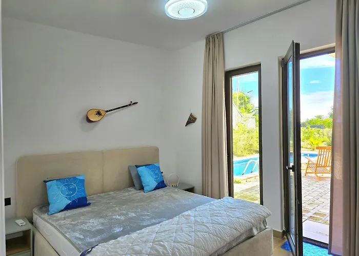 Rodon Nature Escape With Pool 278 度假居 Shetaj